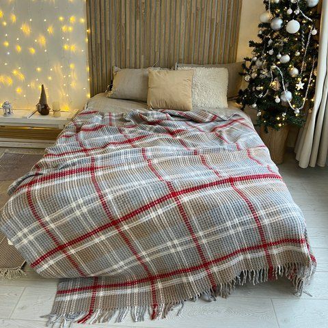 Soft plaid blanket 180x220 cm 50% wool, gray checkered